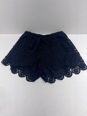 Lace Overlay Women's Shorts with Tie Waist Small
